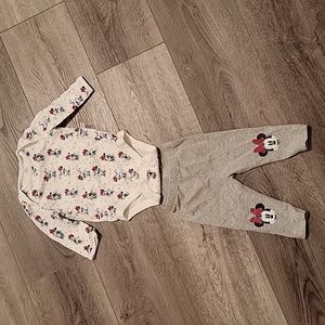 Baby Gap Disney baby